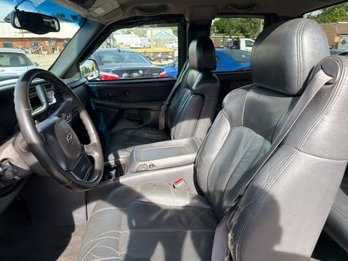 Used 2000 Chevrolet Silverado 1500 LT RWD image 12