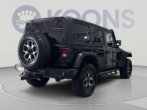 Used 2022 Jeep Wrangler Unlimited Rubicon w/ Cold Weather Group AWD/4WD image 12