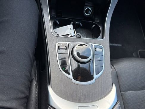 Used 2021 Mercedes-Benz C 300 4MATIC Sedan image 17