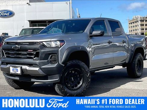 Used 2023 Chevrolet Colorado Trail Boss w/ Advanced Trailering Package AWD/4WD image 1