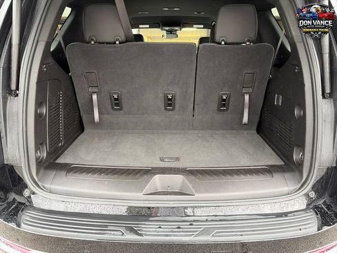 Used 2026 Chevrolet Tahoe LT RWD image 23