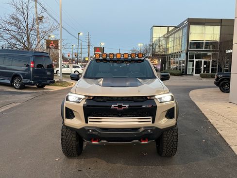 Used 2024 Chevrolet Colorado ZR2 w/ Technology Package image 7