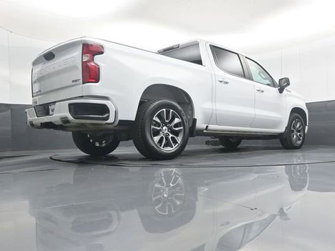 Used 2023 Chevrolet Silverado 1500 RST w/ Z71 Off-Road Package AWD/4WD image 39