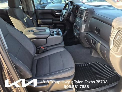 Used 2023 Chevrolet Silverado 1500 Custom AWD/4WD image 11