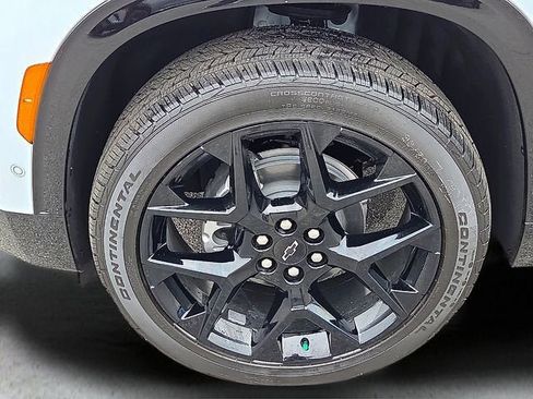 New 2026 Chevrolet Traverse RS FWD image 9