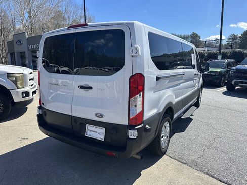 Used 2024 Ford Transit 350 XLT RWD image 7
