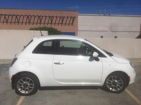Used 2015 FIAT 500 Pop FWD image 2