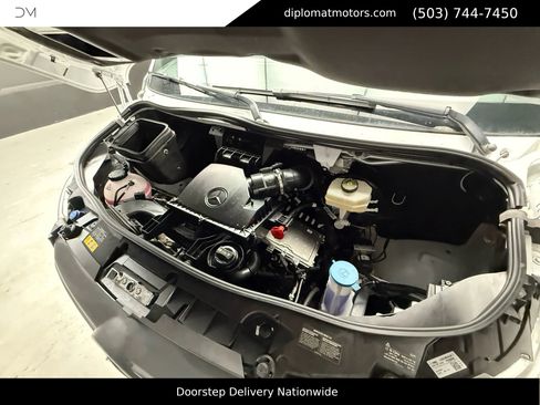 Used 2024 Mercedes-Benz Sprinter 2500 image 43