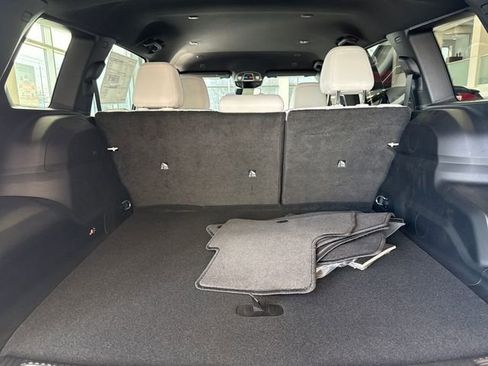 New 2026 Jeep Cherokee Limited image 27