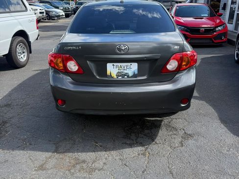 Used 2010 Toyota Corolla LE FWD image 5