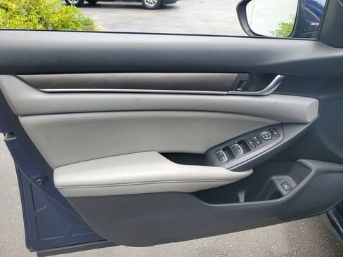 Used 2020 Honda Accord LX image 17