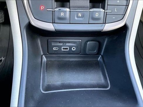 Certified 2024 GMC Terrain Denali w/ Black Diamond Edition image 24