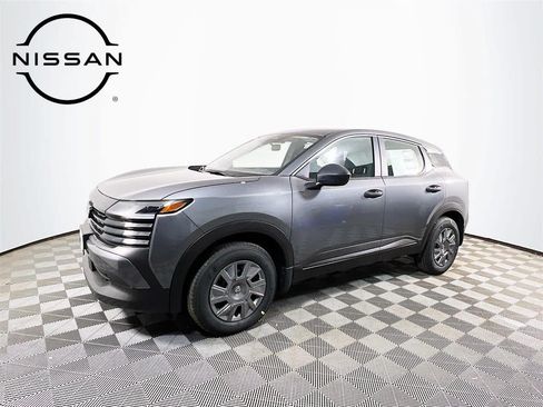 Used 2025 Nissan Kicks S AWD/4WD image 1