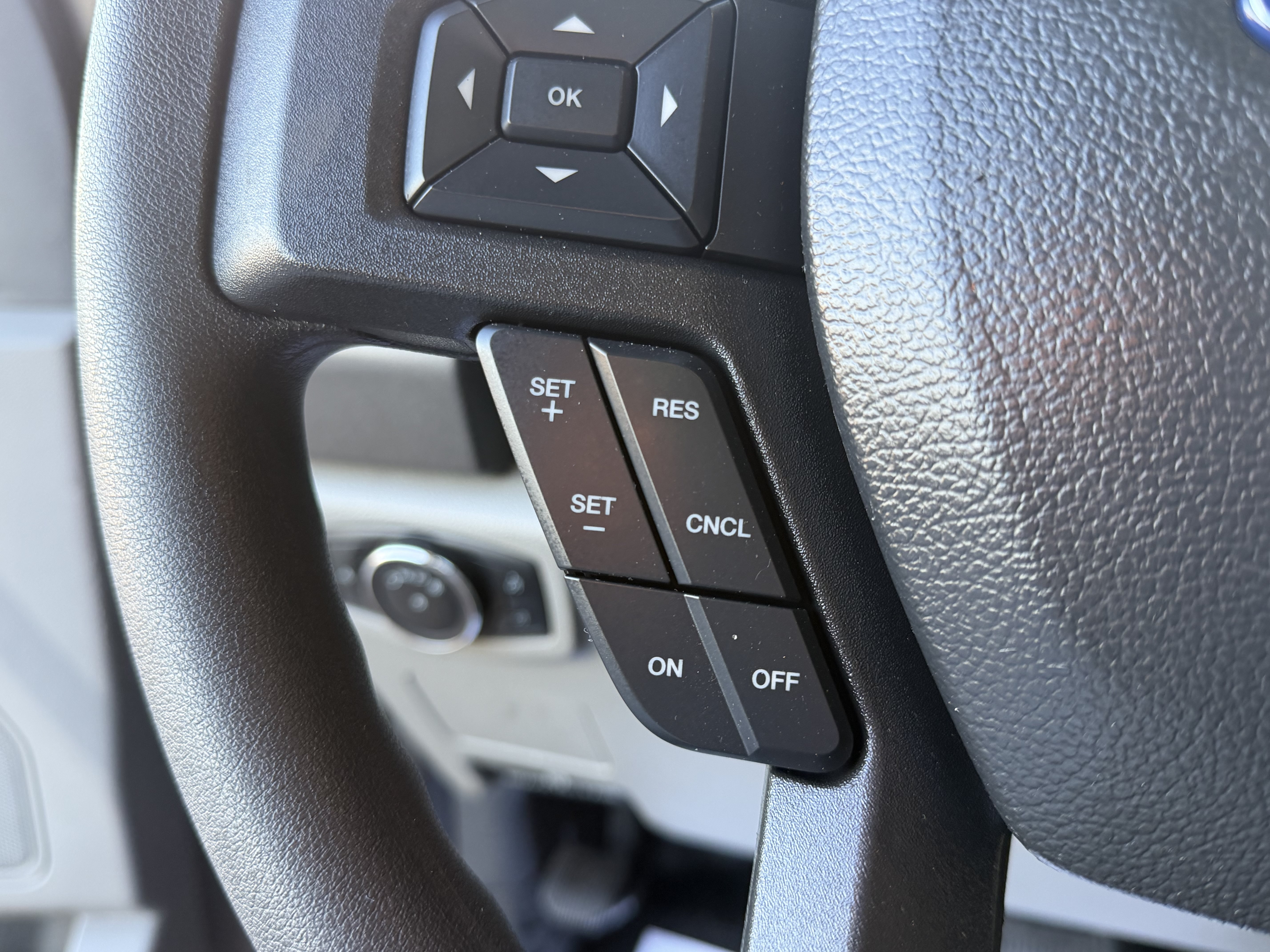 Used 2022 Ford F350 XL w/ STX Appearance Package AWD/4WD image 13