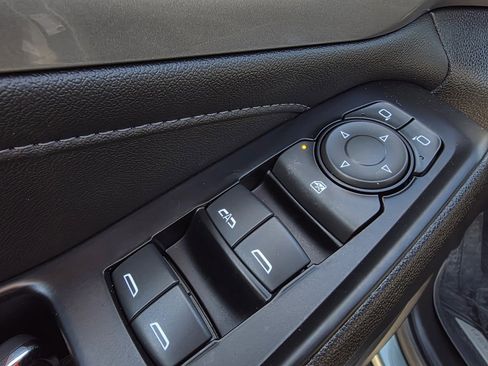 Used 2023 Chevrolet Traverse LT w/ LPO, Floor Liner Package image 12