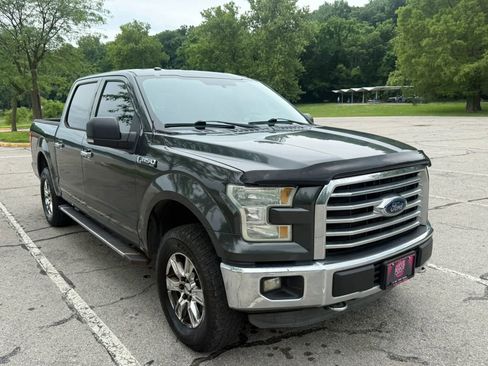 Used 2015 Ford F150 XLT w/ Equipment Group 302A Luxury AWD/4WD image 3