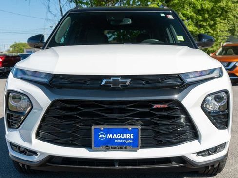 Used 2022 Chevrolet TrailBlazer RS w/ Technology Package AWD/4WD image 3