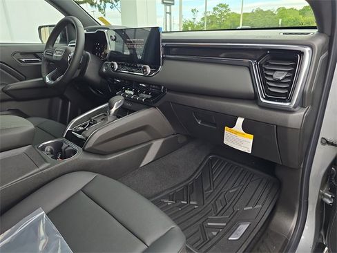 New 2026 GMC Canyon Elevation w/ Convenience Package image 12