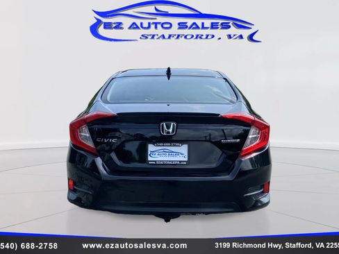 Used 2016 Honda Civic Touring image 6