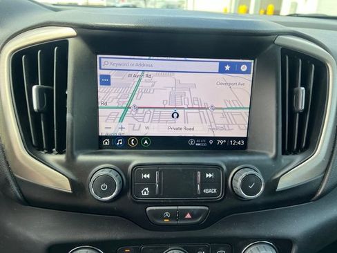 Used 2023 GMC Terrain Denali AWD/4WD image 26