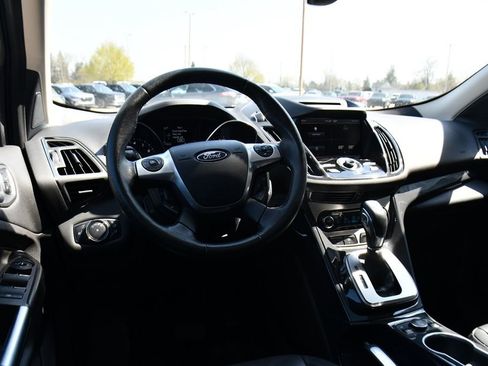 Used 2014 Ford Escape Titanium FWD image 12