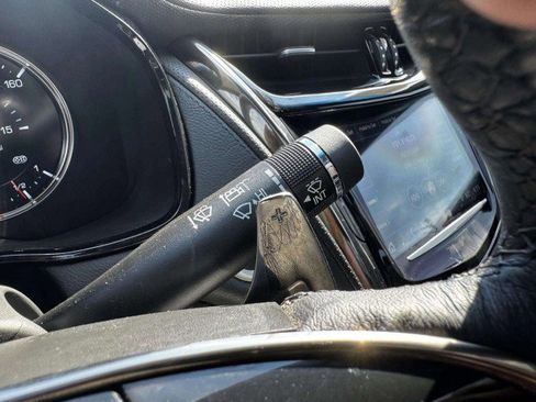 Used 2019 Cadillac CTS V w/ Luxury Package image 27