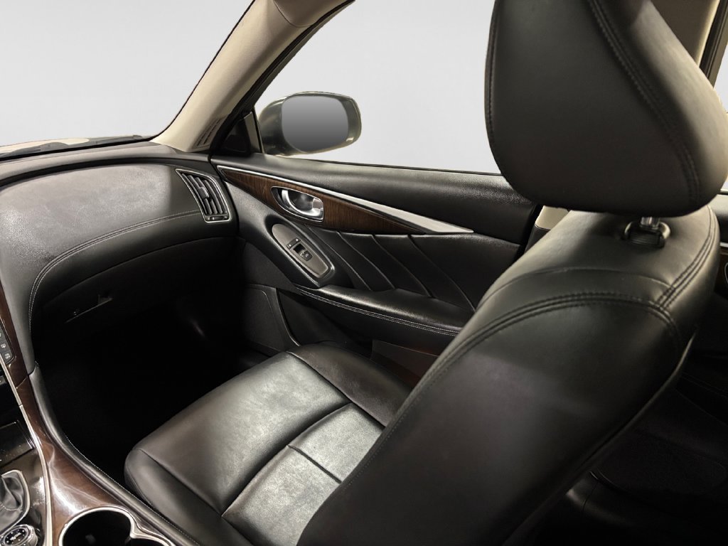Used 2018 INFINITI Q50 Luxe RWD image 42