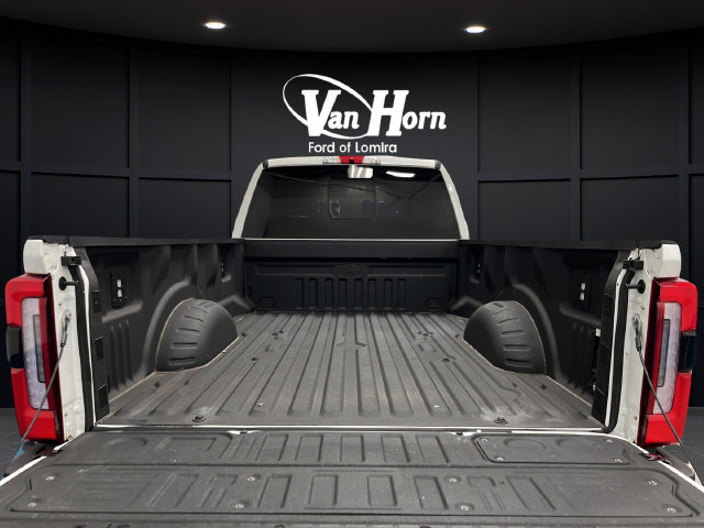 Used 2024 Ford F250 Platinum AWD/4WD image 25