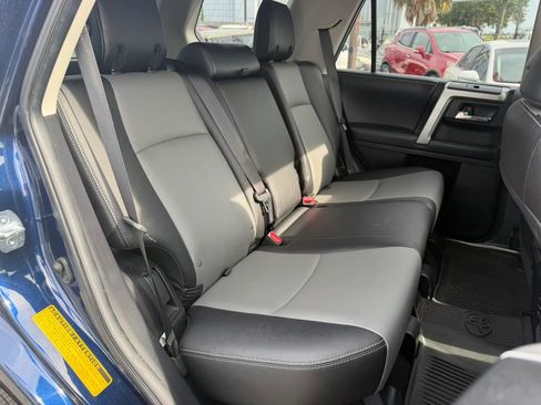 Used 2017 Toyota 4Runner SR5 Premium AWD/4WD image 13