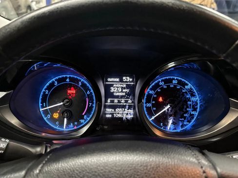 Used 2015 Toyota Corolla S FWD image 16