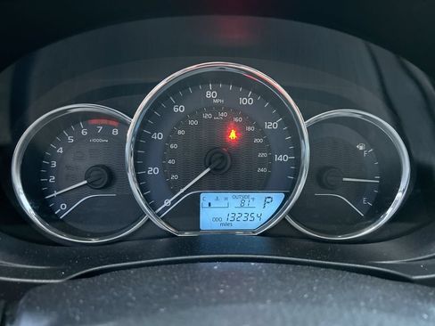 Used 2014 Toyota Corolla LE FWD image 20