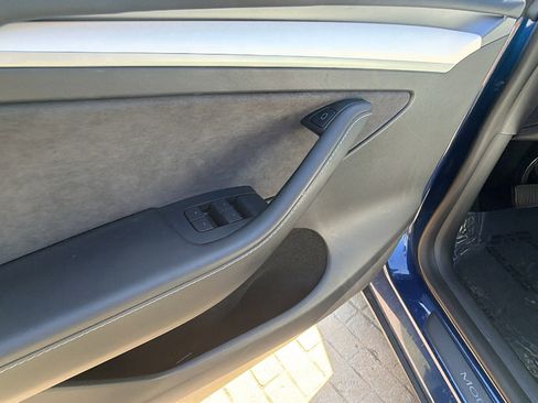 Used 2023 Tesla Model Y Long Range image 15