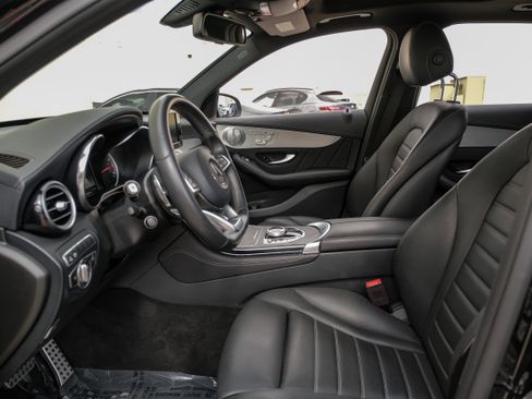 Used 2019 Mercedes-Benz GLC 43 AMG 4MATIC image 3