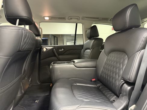 Used 2020 INFINITI QX80 Luxe w/ Sensory Package RWD image 20
