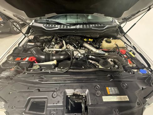 Used 2019 Ford F250 Lariat w/ Lariat Ultimate Package AWD/4WD image 19