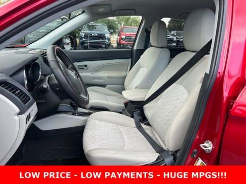 Used 2020 Mitsubishi Outlander Sport ES FWD image 14