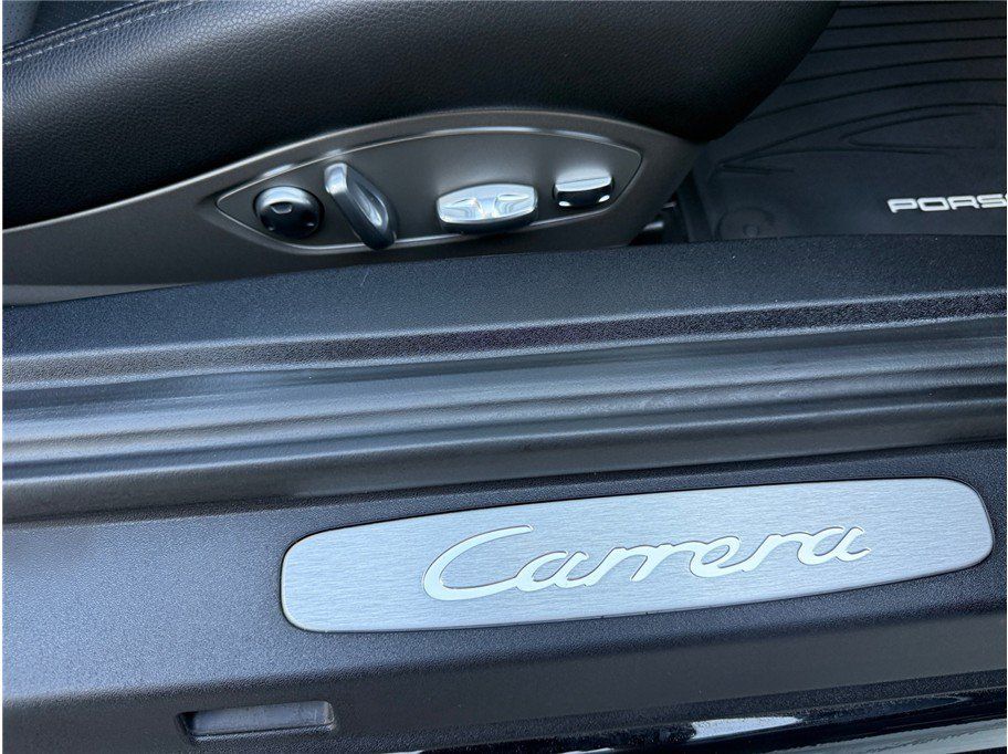 Used 2017 Porsche 911 Carrera RWD image 39