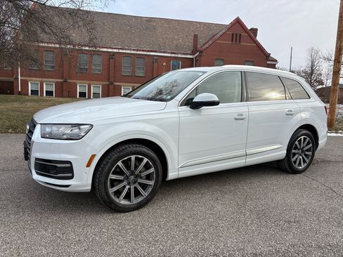 Used 2019 Audi Q7 2.0T Premium Plus image 4