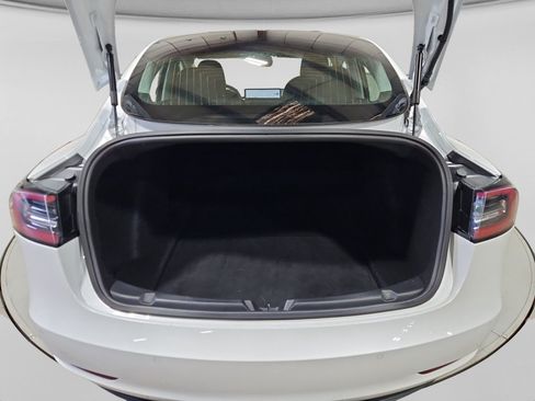 Used 2019 Tesla Model 3 Standard Range Plus RWD image 23