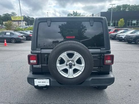 Used 2021 Jeep Wrangler Unlimited Sport AWD/4WD image 4
