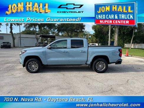 Used 2025 Chevrolet Colorado LT w/ LT Convenience Package AWD/4WD image 4