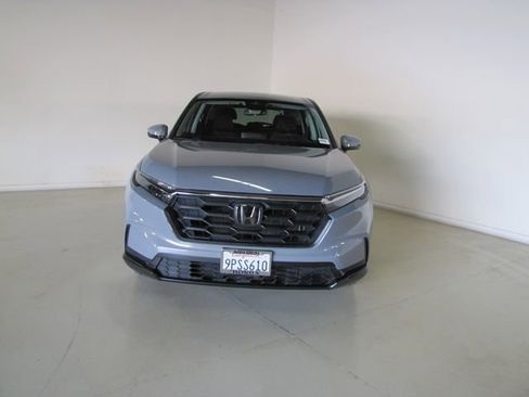 Certified 2025 Honda CR-V LX image 2