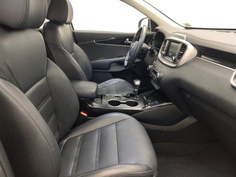 Used 2020 Kia Sorento EX FWD image 21