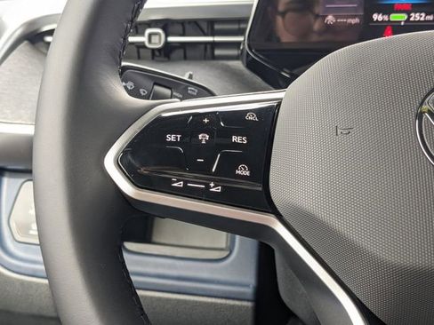 New 2025 Volkswagen ID. Buzz Pro S image 27