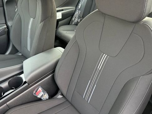 New 2026 Hyundai Elantra SEL Sport image 12