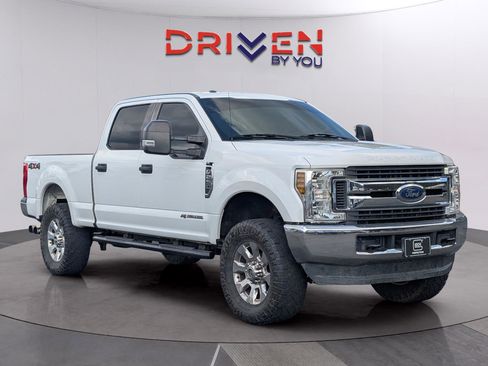 Used 2018 Ford F250 XLT image 14