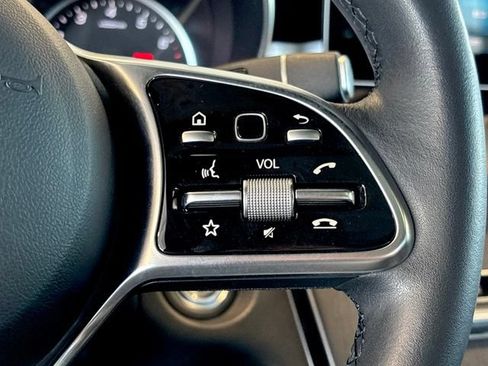 Used 2020 Mercedes-Benz GLC 300 image 16
