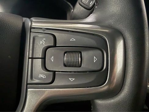 Used 2025 Chevrolet Silverado 1500 LT AWD/4WD image 20