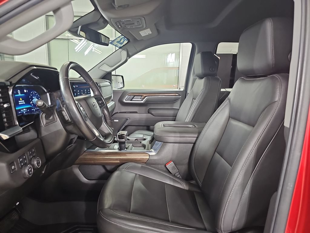 Certified 2022 Chevrolet Silverado 1500 RST w/ RST All Star Premium Package AWD/4WD image 18