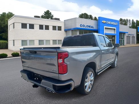 Used 2023 Chevrolet Silverado 1500 High Country w/ High Country Premium Package AWD/4WD image 4